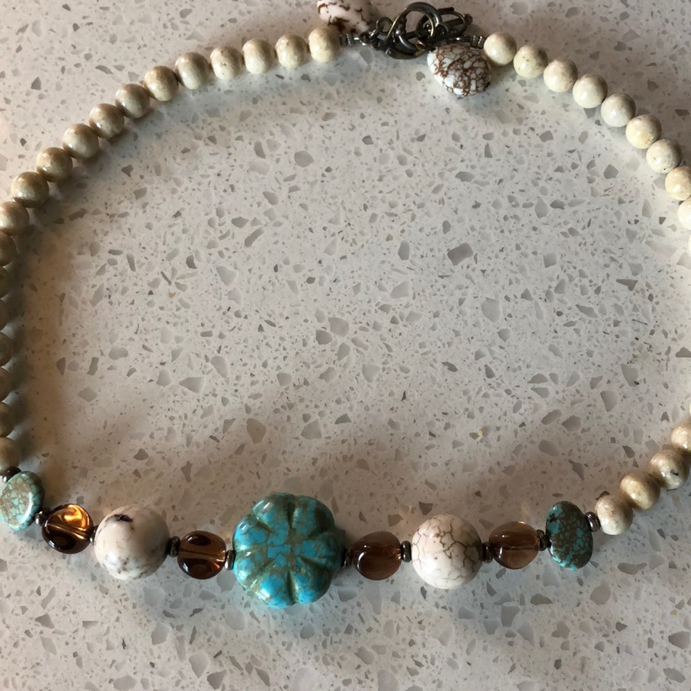 Turquoise stone necklace